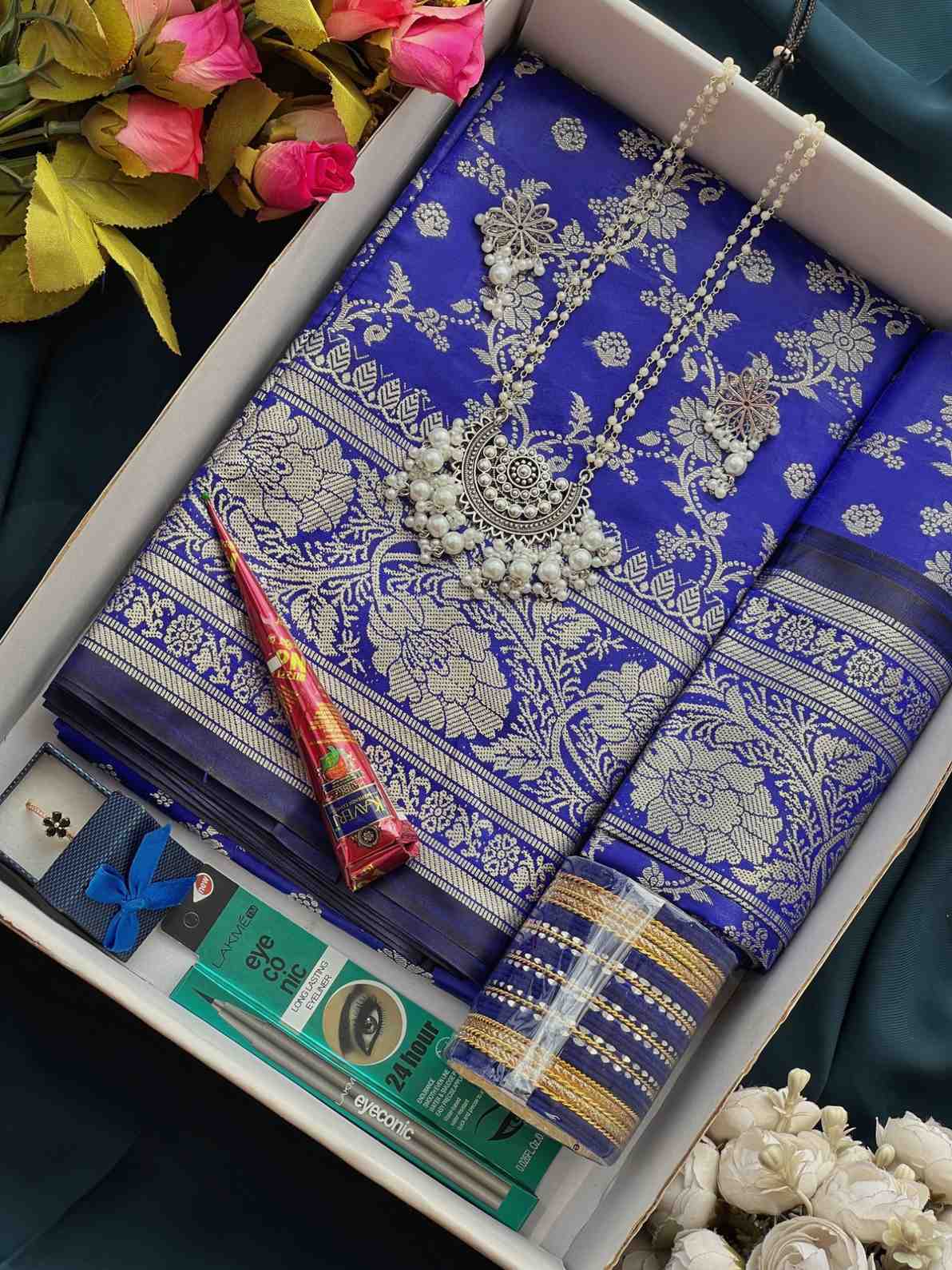 ভালোবাসার বাহার গিফট বক্স - Image 2