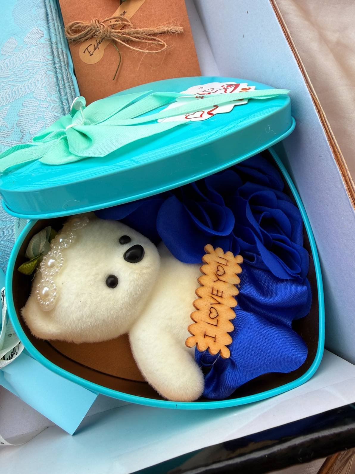 Moharani gift set - Image 3