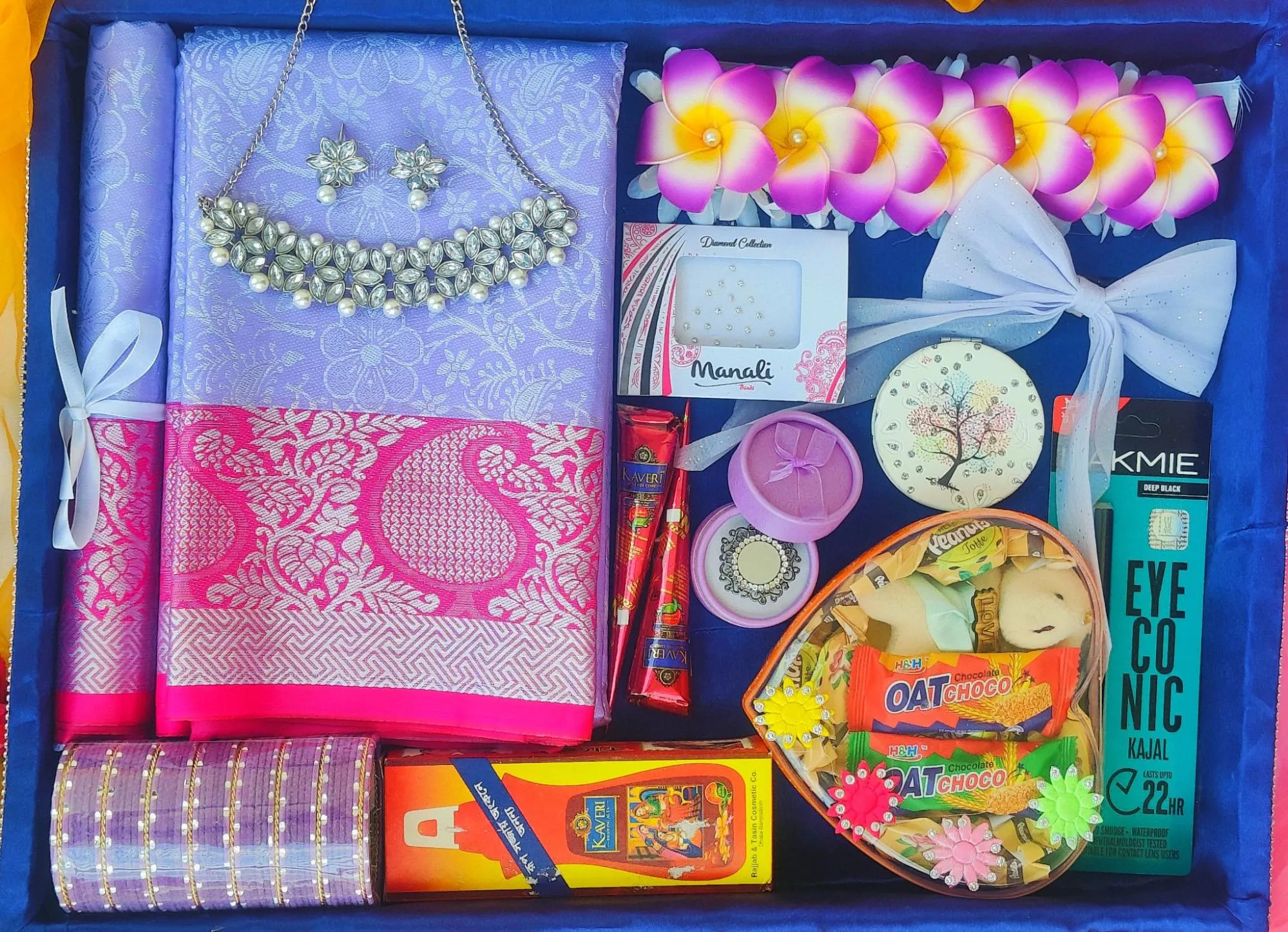 সফট সিল্ক কাতান শাড়ী